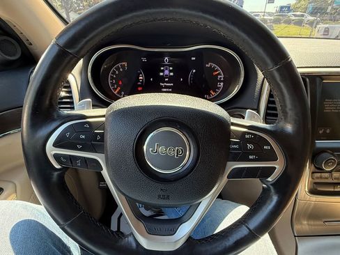 Used 2015 Jeep Grand Cherokee Limited image 12