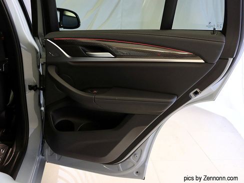 Certified 2023 BMW X4 M40i w/ Shadowloine Package image 31