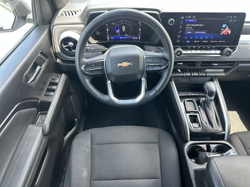 Used 2023 Chevrolet Colorado LT w/ LT Convenience Package II RWD image 17