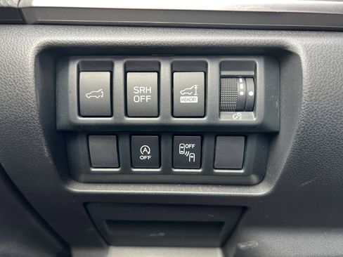 Used 2024 Subaru Forester Premium image 30