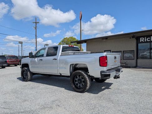 Used 2018 Chevrolet Silverado 2500 W/T w/ WT Convenience Package image 7