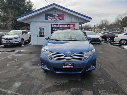 Used 2010 Toyota Venza 4X2 V6 image 2