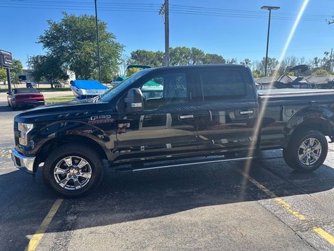 Used 2017 Ford F150 XLT w/ Equipment Group 302A Luxury image 2