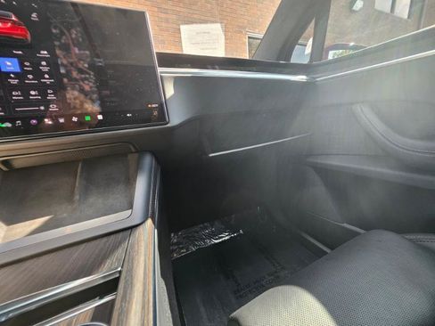 Used 2023 Tesla Model X AWD/4WD image 56