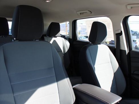 Used 2018 Ford Escape S image 19