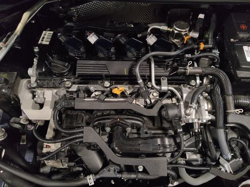 Used 2023 Toyota Corolla LE FWD image 30