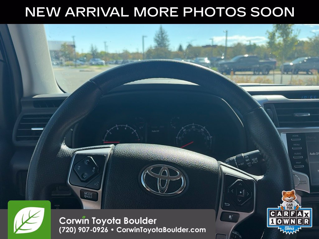 Used 2020 Toyota 4Runner SR5 AWD/4WD image 12