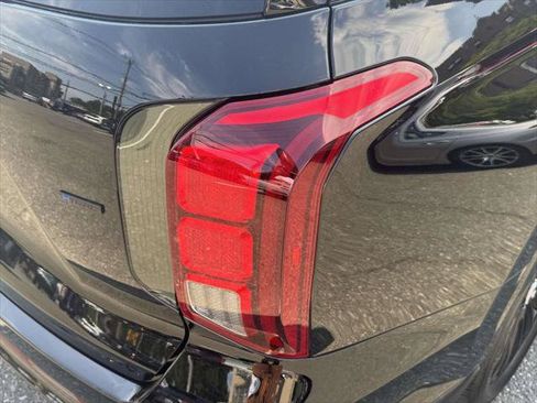Used 2025 Hyundai Palisade Calligraphy AWD/4WD image 9