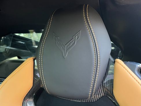 Used 2022 Chevrolet Corvette Stingray 2LT Z51 PERFORMANCE & w/ Z51 Performance Package image 12