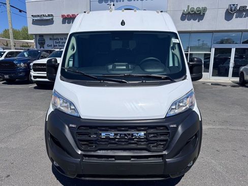 Used 2025 RAM ProMaster 2500 w/ Convenience Group FWD image 2