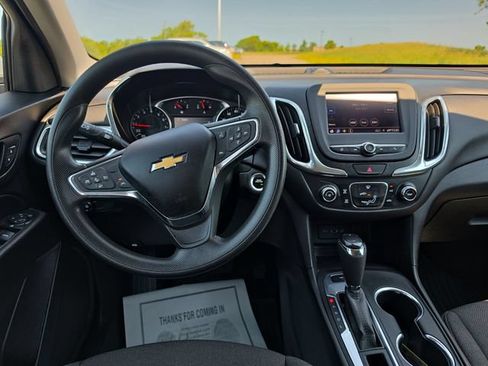 Used 2020 Chevrolet Equinox LT AWD/4WD image 10