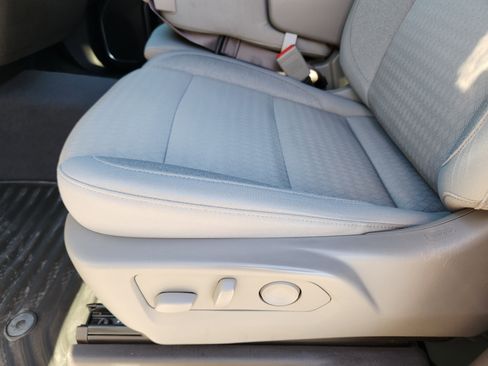 Certified 2023 Chevrolet Silverado 1500 LT w/ Z71 Off-Road Package image 24