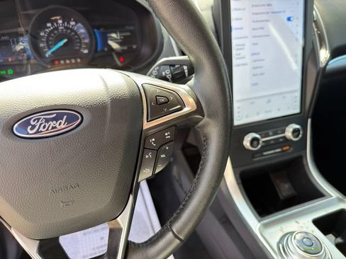 Used 2024 Ford Edge SEL w/ Sport Appearance Package AWD/4WD image 34