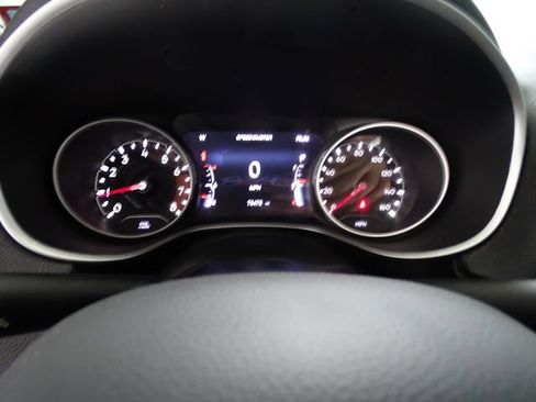 Used 2021 Jeep Compass Latitude w/ Sun and Sound Group image 18