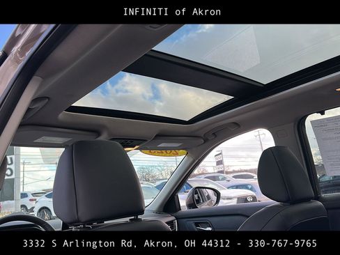 Used 2025 Nissan Rogue SV w/ SV Premium Package image 40