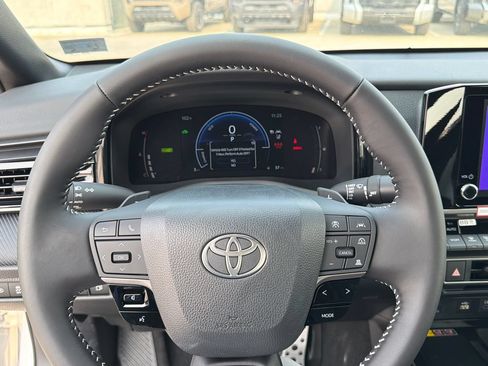 New 2026 Toyota Camry SE FWD image 23