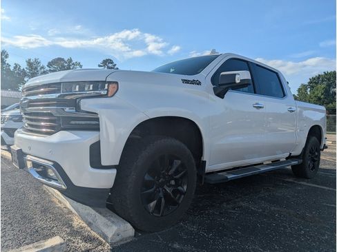Used 2020 Chevrolet Silverado 1500 High Country AWD/4WD image 5