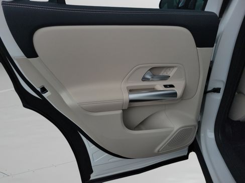 Certified 2026 Mercedes-Benz GLA 250 image 31