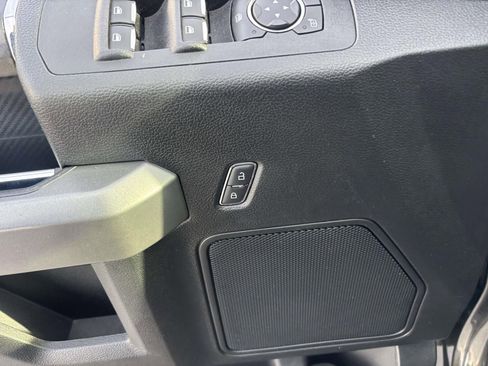 Used 2018 Ford F150 XLT w/ Equipment Group 302A Luxury image 15