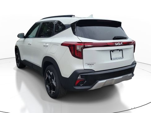 Used 2025 Kia Seltos S FWD image 6