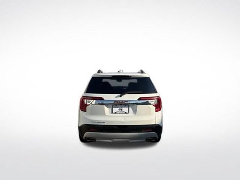 Used 2023 GMC Acadia SLT FWD image 4
