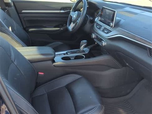 Used 2022 Nissan Altima 2.5 Platinum image 23