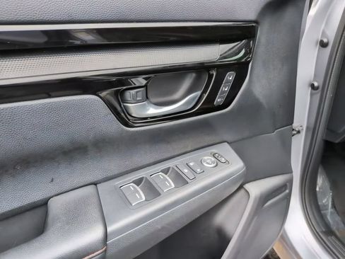 Used 2025 Honda CR-V Sport Touring image 16
