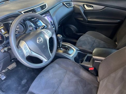 Used 2015 Nissan Rogue SV AWD/4WD image 38
