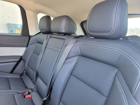 New 2025 Lincoln Nautilus Reserve image 10