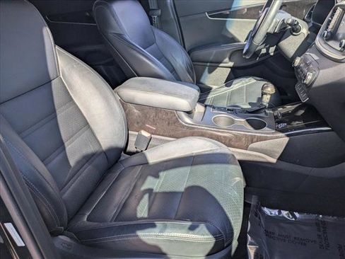 Used 2017 Kia Sorento EX w/ EX Advanced Touring Package image 19