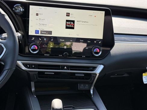 New 2026 Lexus RX 350 Premium Plus AWD/4WD image 12