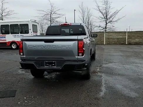 Used 2025 Chevrolet Colorado W/T w/ WT Custom Package image 7