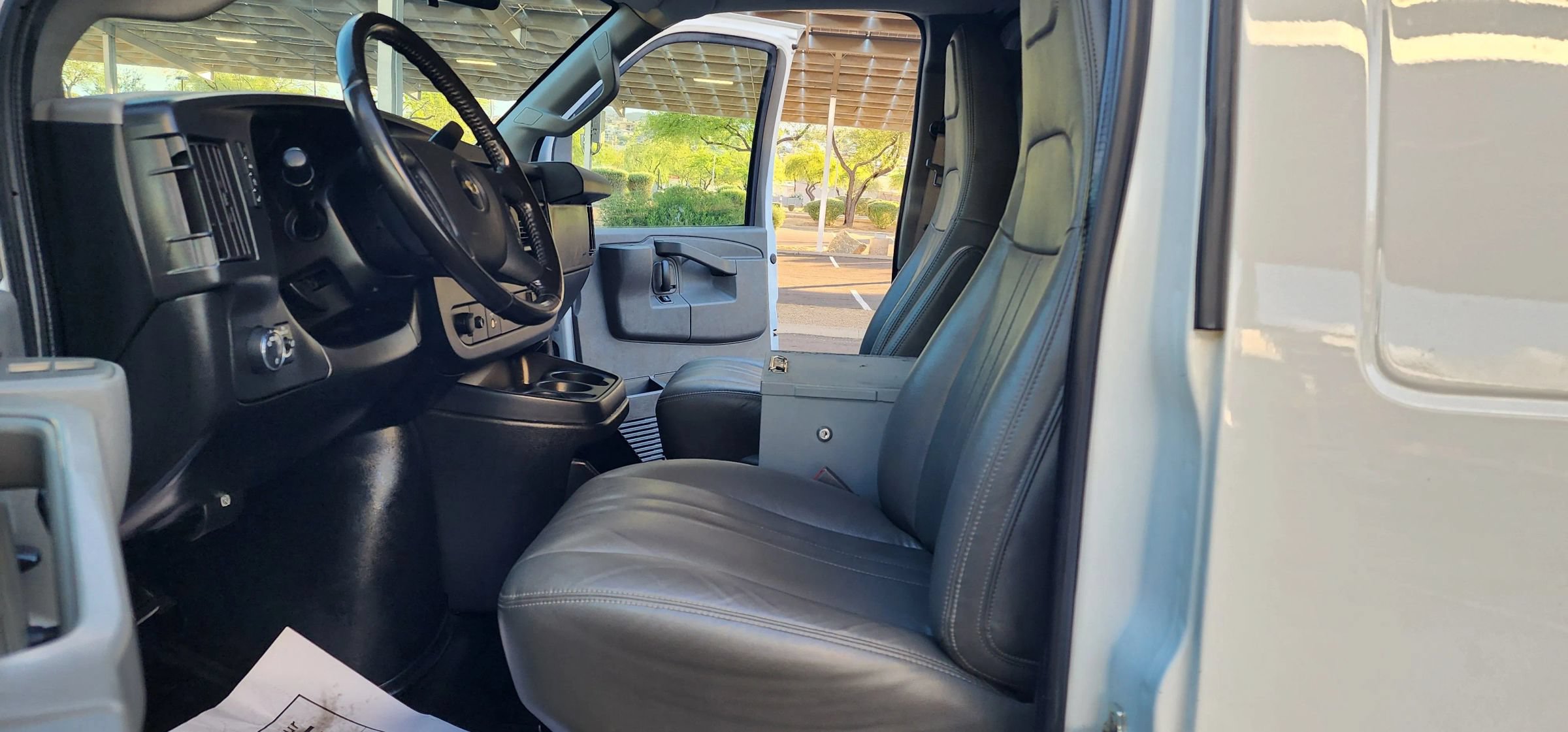 Used 2020 Chevrolet Express 2500 w/ Driver Convenience Package RWD image 10