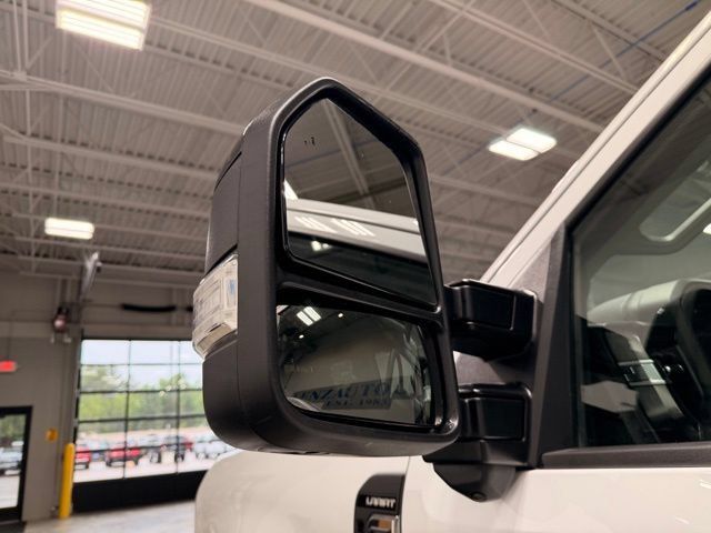 Used 2026 Ford F350 Lariat AWD/4WD image 18