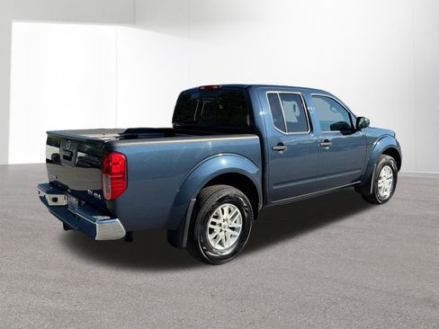 Used 2019 Nissan Frontier SV w/ Value Truck Package AWD/4WD image 3