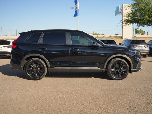 Used 2026 Honda CR-V Sport Touring image 4