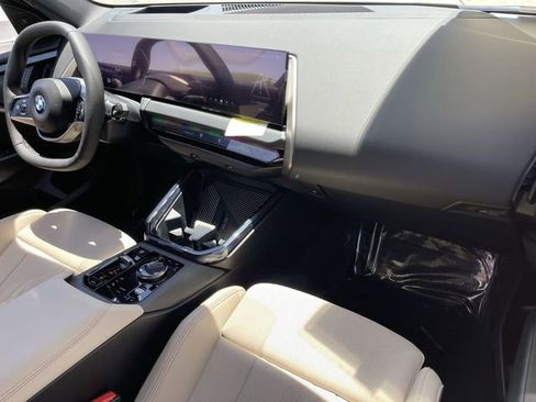 Used 2025 BMW X3 xDrive30i w/ Premium Package image 12