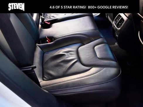 Used 2023 Jeep Cherokee Altitude Lux image 13