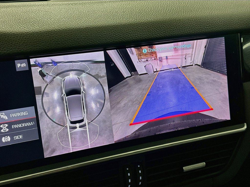 Certified 2020 Porsche Cayenne S AWD/4WD image 15