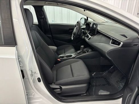 Used 2023 Toyota Corolla LE FWD image 27