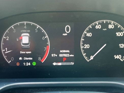 Used 2024 Honda HR-V Sport image 12