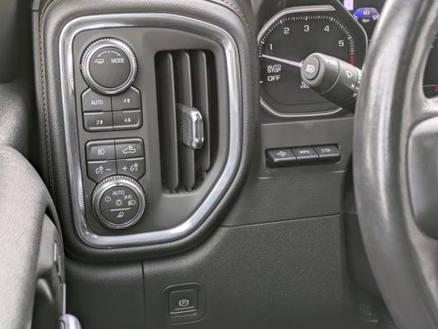 Used 2021 GMC Sierra 1500 AT4 w/ AT4 Value Package image 17