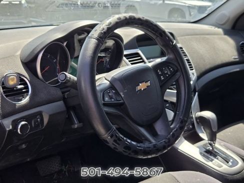 Used 2015 Chevrolet Cruze LT FWD image 3