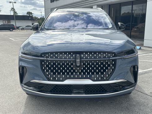 New 2026 Lincoln Nautilus Reserve image 3