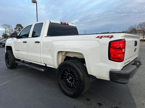 Used 2018 Chevrolet Silverado 1500 W/T AWD/4WD image 7