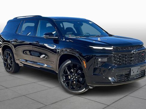 Used 2024 Chevrolet Traverse RS w/ LPO, Floor Liner Package image 4