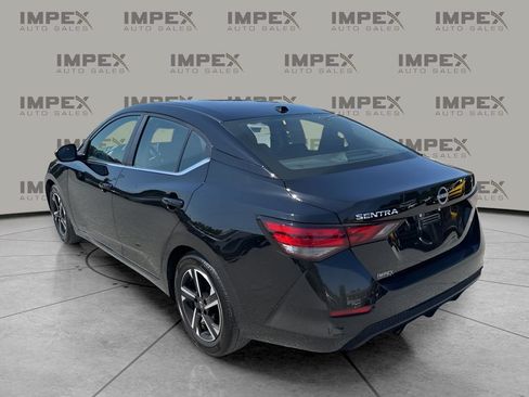 Used 2025 Nissan Sentra SV FWD image 3