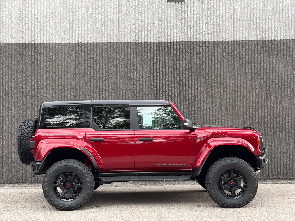 New 2026 Ford Bronco Raptor w/ Interior Carbon Fiber Pack AWD/4WD image 8
