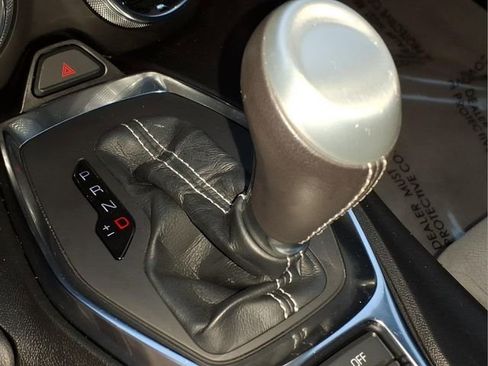 Used 2023 Chevrolet Camaro LT image 18