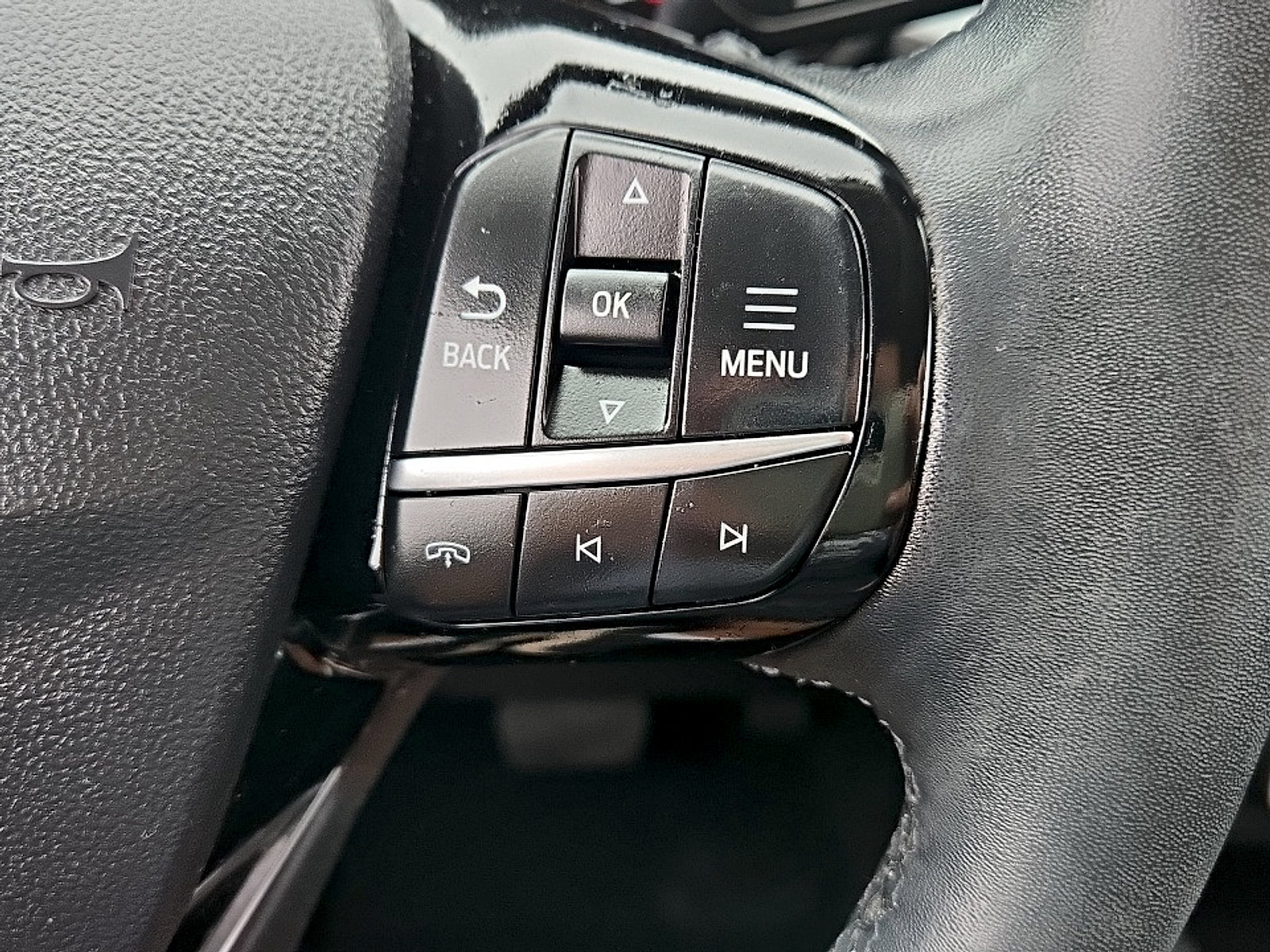 Certified 2024 Ford Escape Active AWD/4WD image 14
